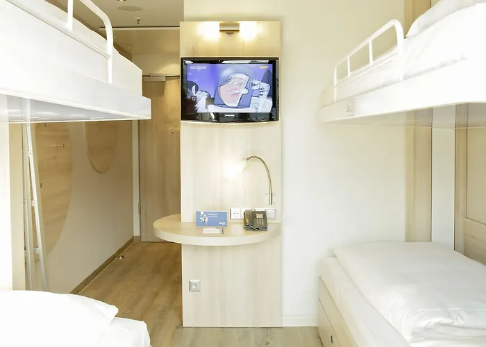 H2 Berlin-alexanderplatz Берлин