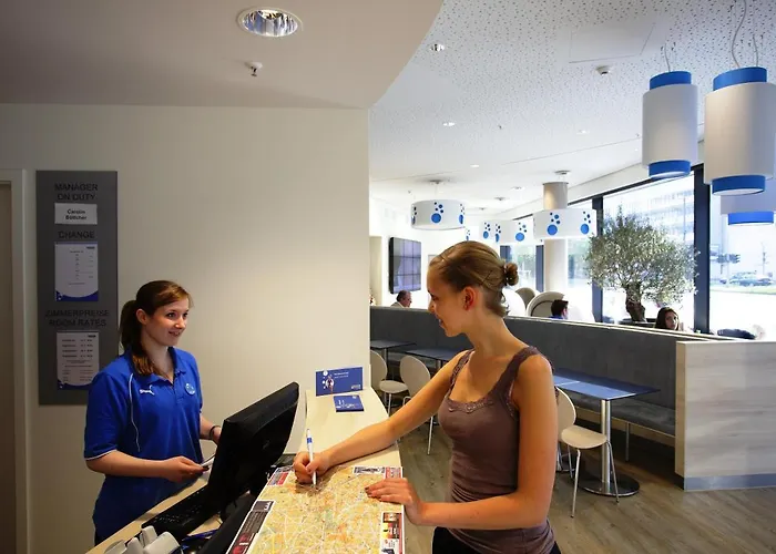 H2 Berlin-alexanderplatz Берлин