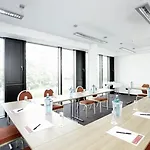H2 Berlin-alexanderplatz Hotel 3*