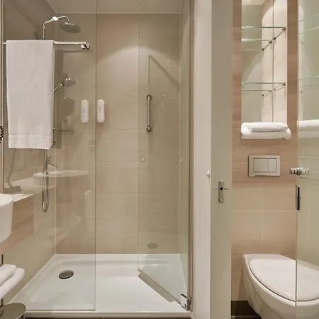 H2 Berlin-alexanderplatz 3* Βερολίνο